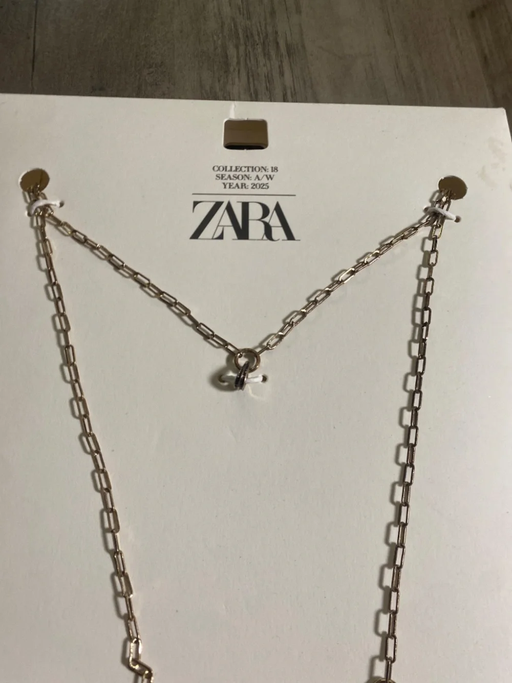 As Is NWT Zara 2 Pack Cameo Pendant Necklace